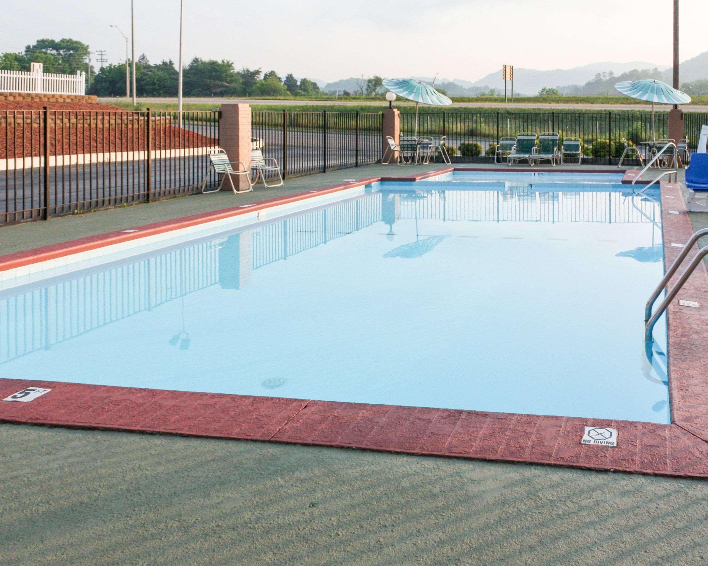 Econo Lodge Rocky Top Zewnętrze zdjęcie