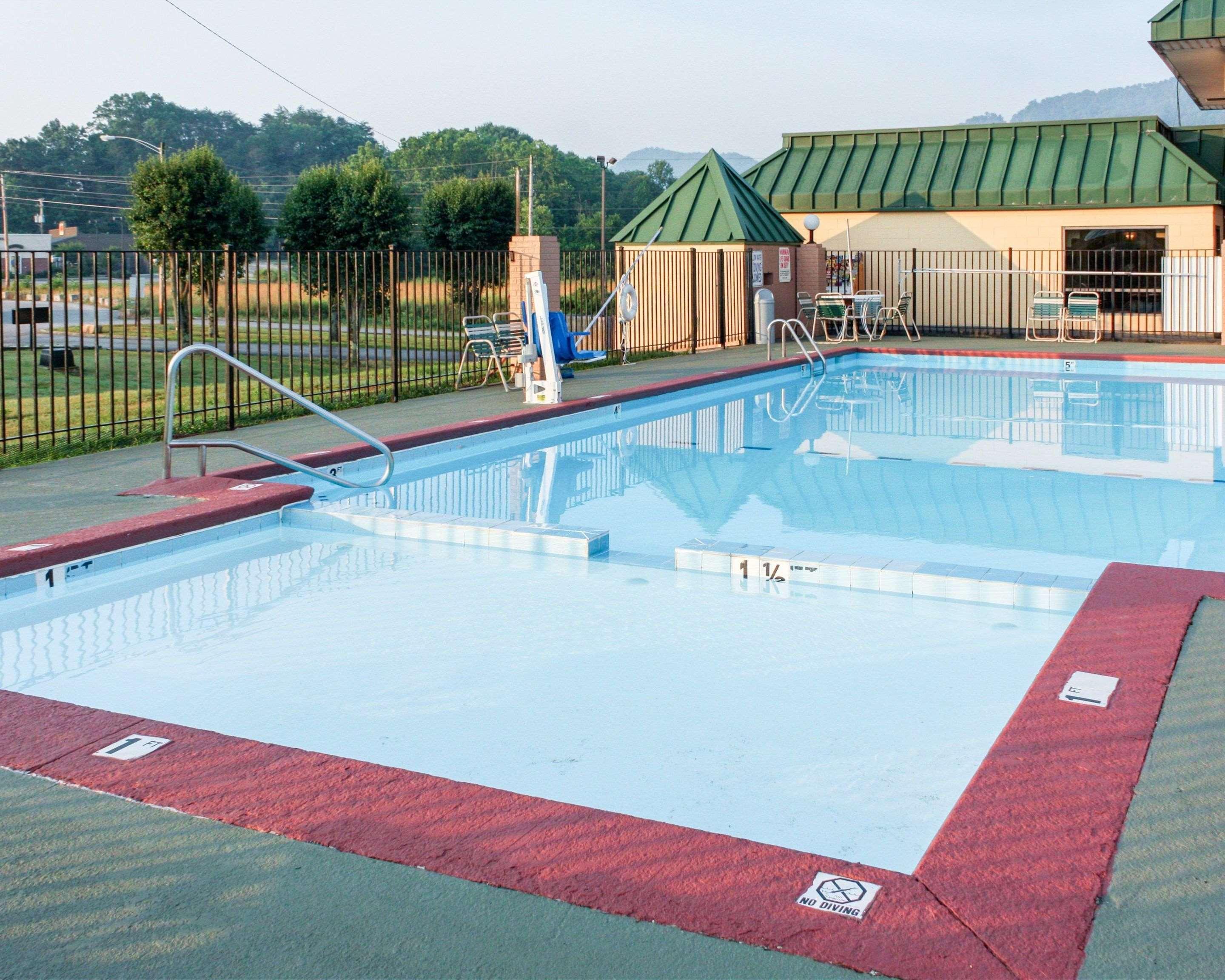 Econo Lodge Rocky Top Zewnętrze zdjęcie
